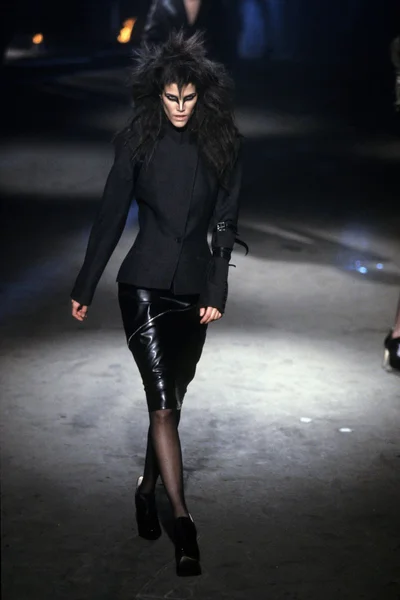 Look 7